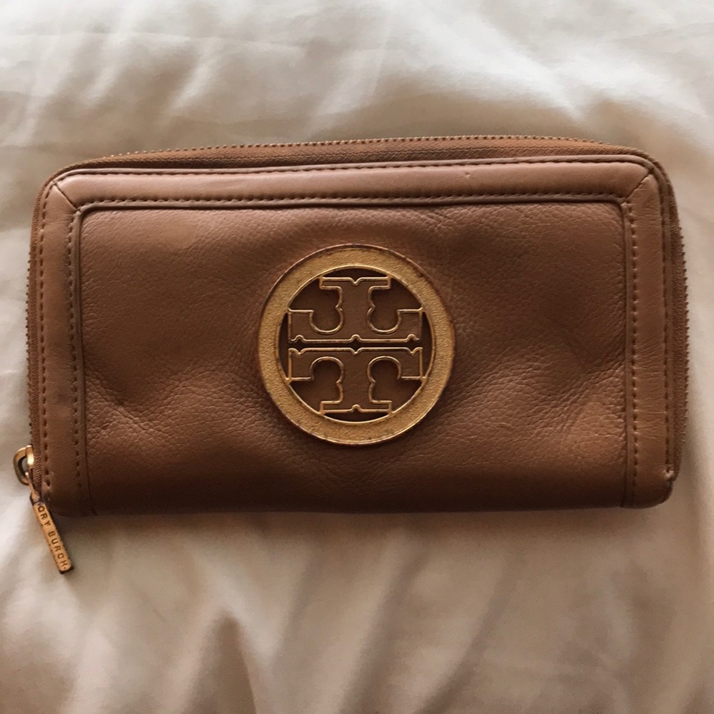 Tory Burch Leather Wallet